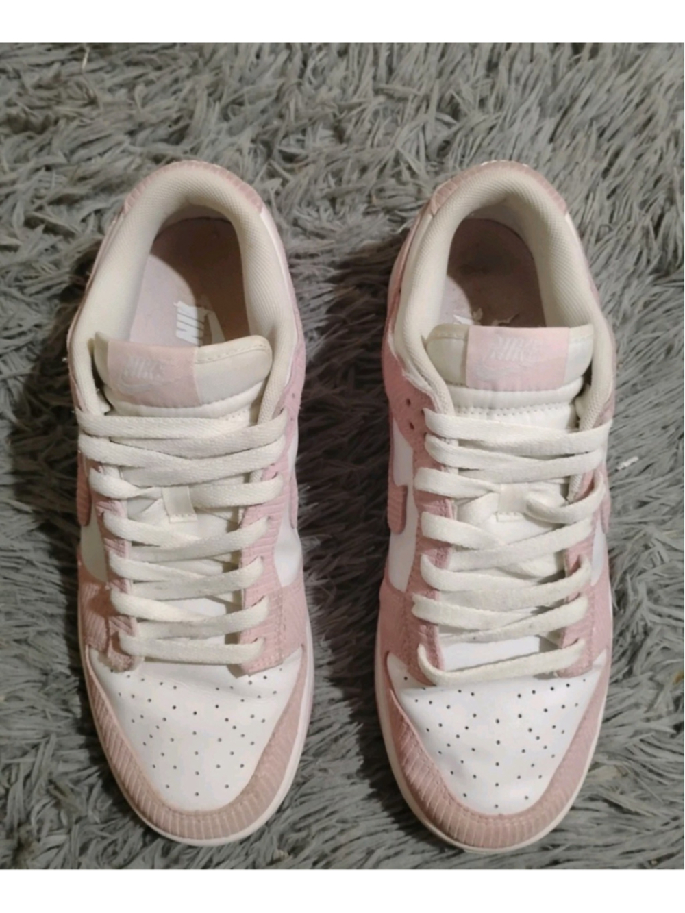 Nike Dunk Low Women Size 10 Pink Corduroy White/Pink Sneakers FN7167-100 - Picture 2 of 12